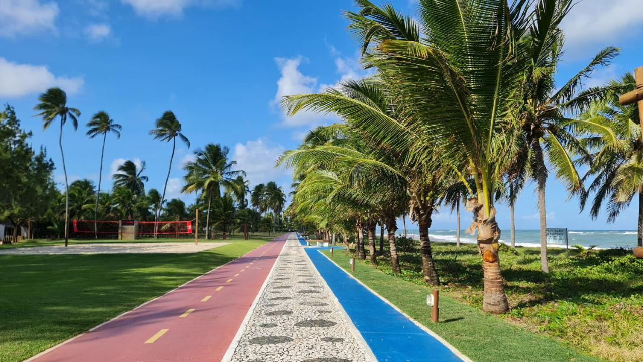 Apartamento Espetacular Na Melhor Praia Da Bahia, Guarajuba E Uma Das Unicas Praias Com Selo Azul Do Brasil -Luxo, Lazer, Diversao E Tranquilidade! Projetado Para Que Voce Tenha A Melhor Experiencia Em Hospedagem - Condominio Tipo Resort, O Mais Proc Camaçari エクステリア 写真